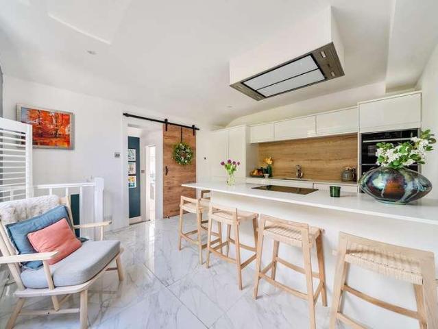Flat for sale in Golden Valley, Gloucestershire
