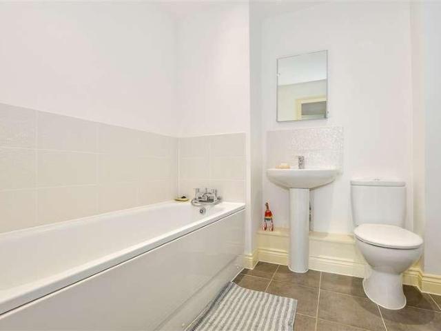 Flat for sale in Leybourne, Bourne Vale