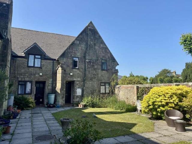 Flat for sale in Shaftesbury, East Dorset
