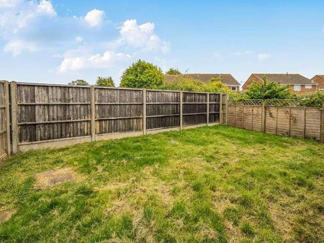 Flat for sale in Bersted, Clapham