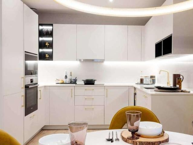 Flat for sale in West Ham, Greater London