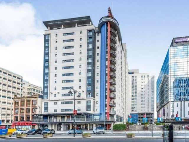 Flat for sale in Crockherbtown, Falcon Lodge