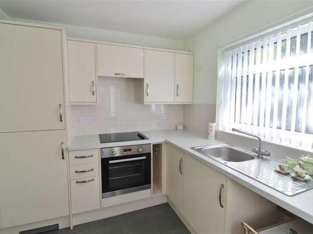 Flat for sale in Grantham, Barholm
