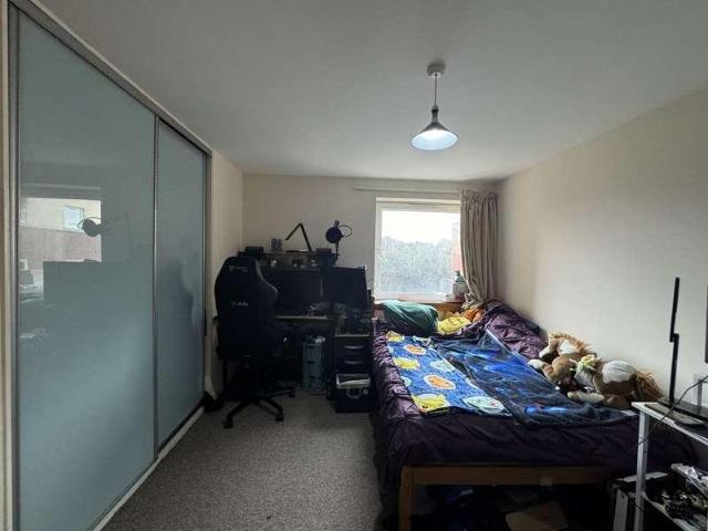 Flat for sale in Priest Down, Hampshire