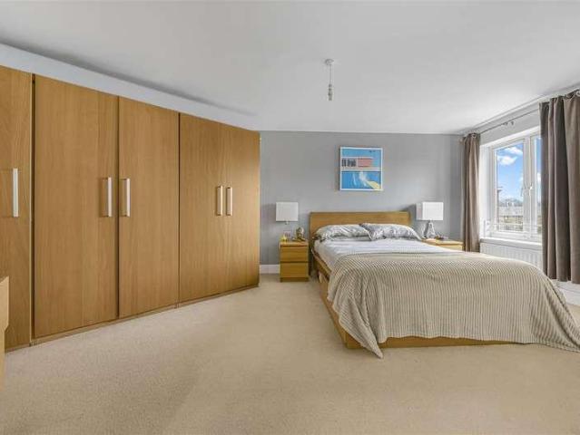 Flat for sale in Fishery, Maidenhead