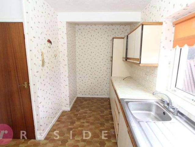 Flat for sale in Burnedge, Greater Manchester