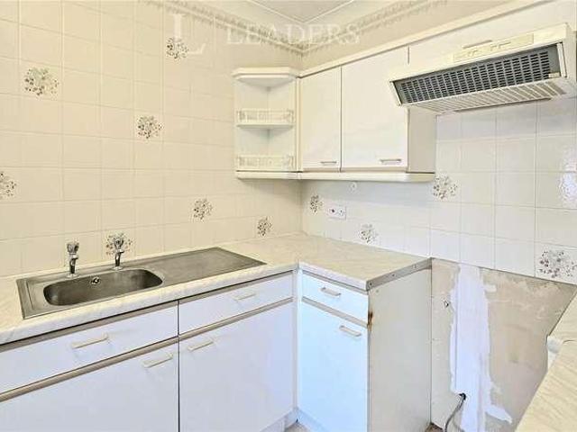Flat for sale in Greenhill, Crookhill