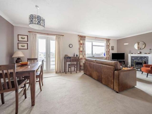 Flat for sale in Prestbury, Golden Valley