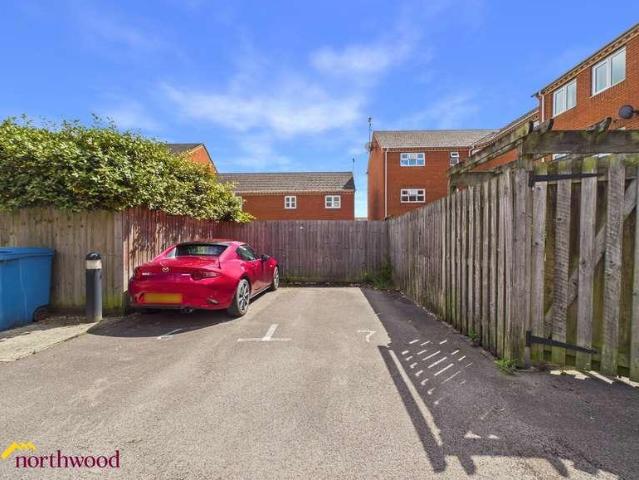 Flat for sale in Evershot, Oxfordshire