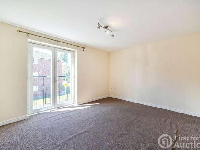 Flat for sale in Georgia, Greater Manchester