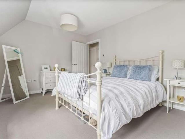 Flat for sale in West Worthing, Worthing