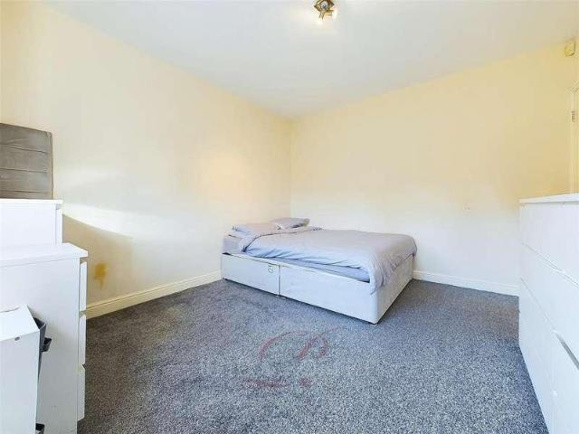 Flat for sale in Holywell, Holywell