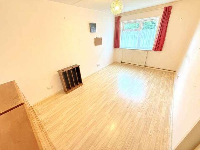 Flat for sale in New Barnet, Isle Of Man