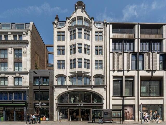 Flat for sale in East Marylebone, Mayfair