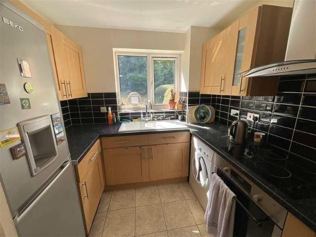 Flat for sale in Nork, Red Hill