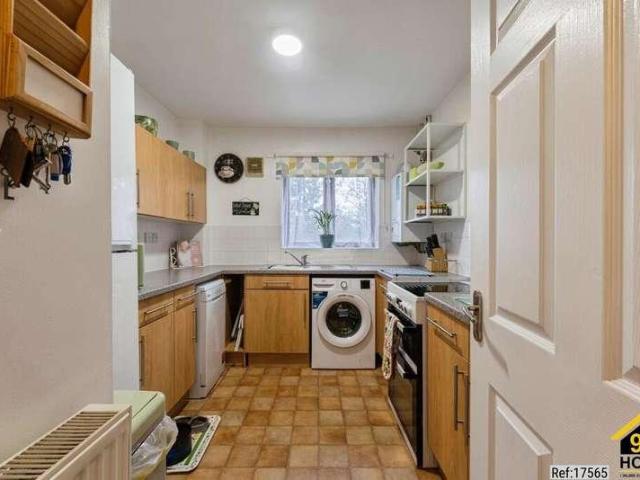 Flat for sale in Broughton, Milton Keynes