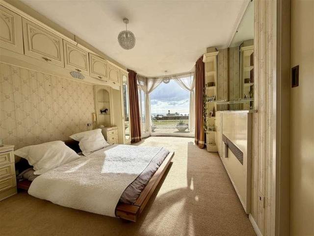 Flat for sale in Portslade by Sea, Hove