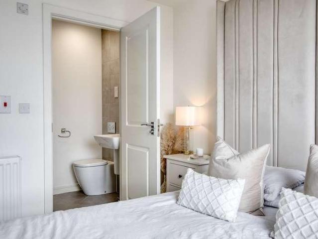 Flat for sale in Glasgow, Oatlands