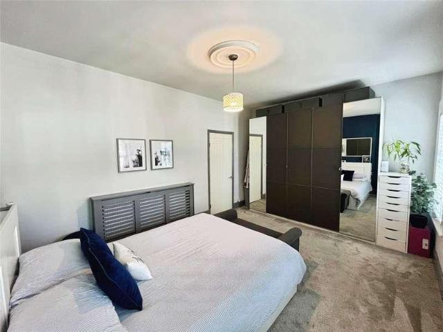 Flat for sale in Southchurch, Alton Barnes