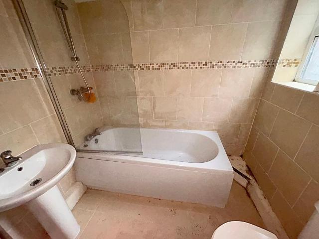 Flat for sale in St. Peter's, Newcastle upon Tyne