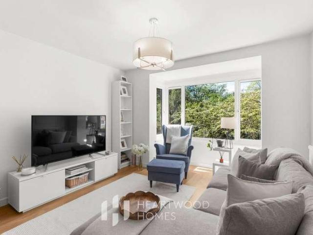 Flat for sale in St Albans