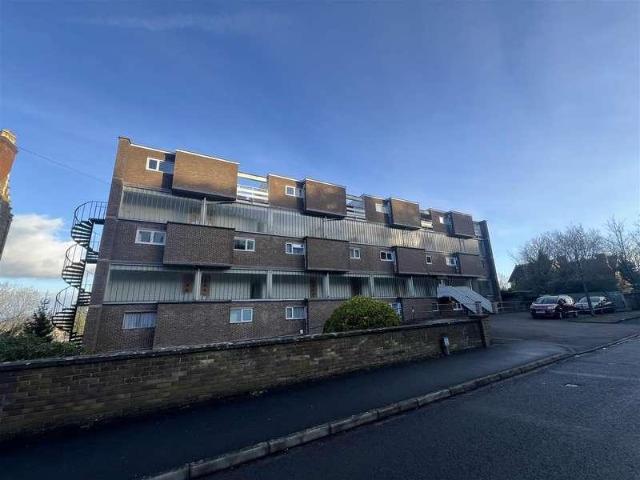 Flat for sale in Great Malvern, Forthampton
