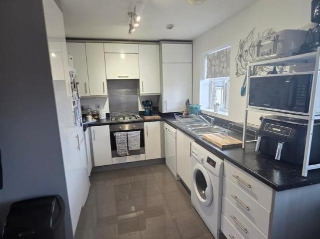 Flat for sale in Pamington, Gloucestershire