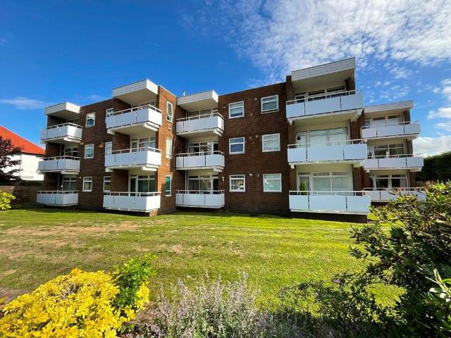Flat for sale in Southport, Sefton