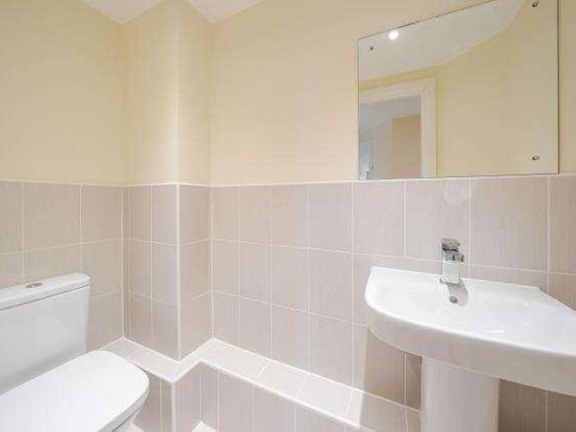 Flat for sale in Maidenhead