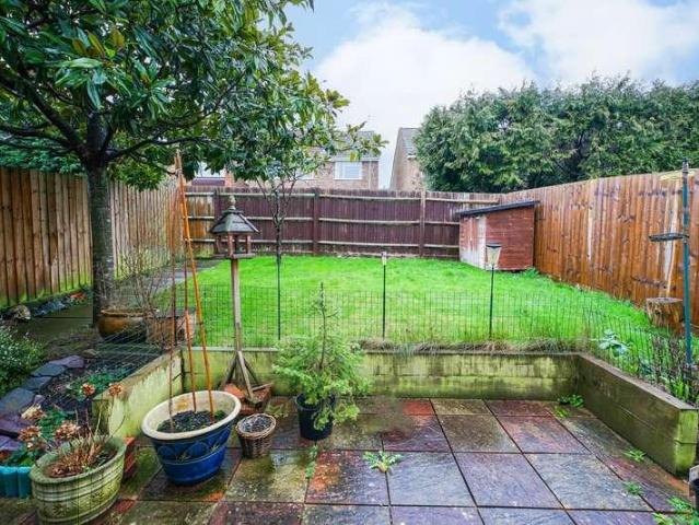 Flat for sale in Leighton-Linslade, Linslade