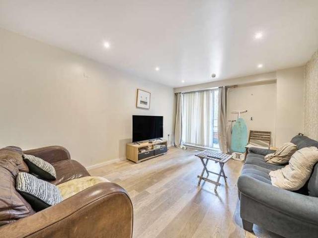 Flat for sale in City Centre, Georgia