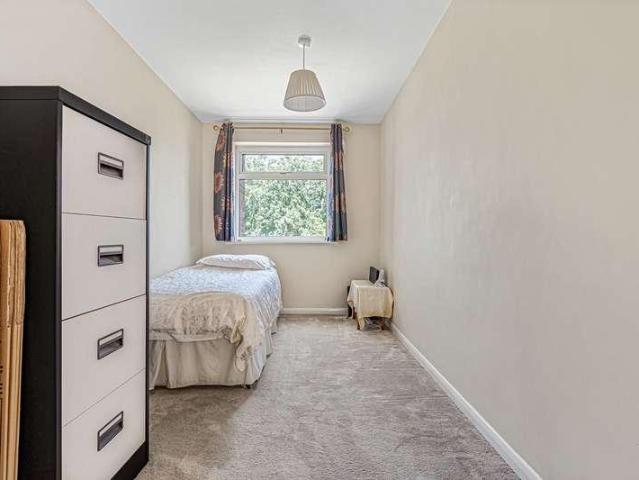 Flat for sale in Lower Halliford, Surrey