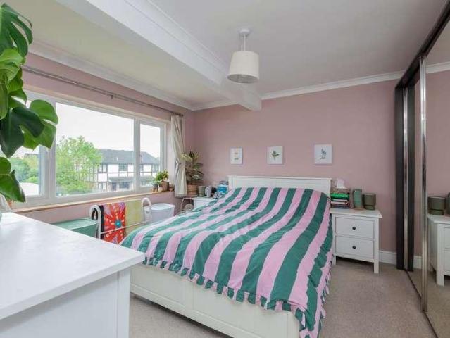 Flat for sale in Brownfield Gardens, Maidenhead