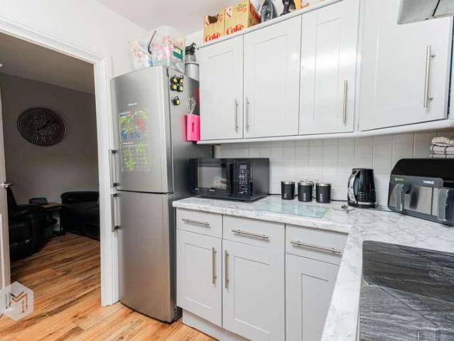 Flat for sale in Bury, Greater Manchester