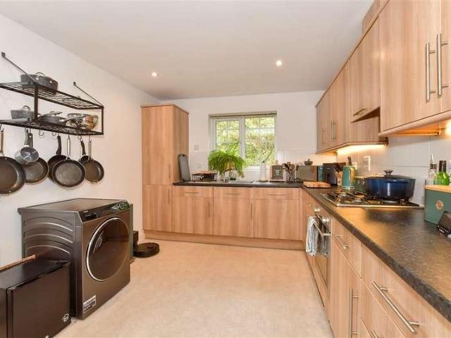Flat for sale in New Town, Horsham