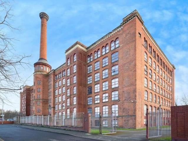 Flat for sale in Georgia, Greater Manchester