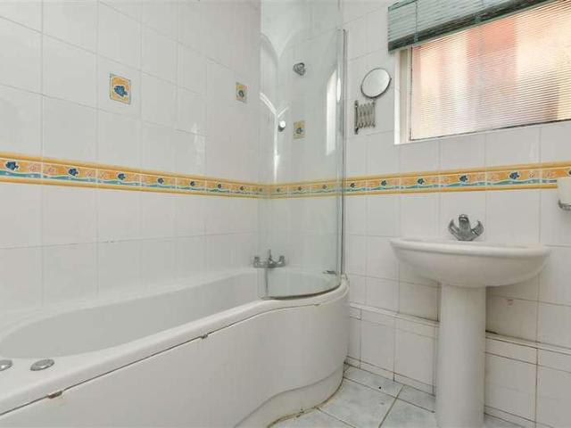Flat for sale in Westgate-on-Sea, Acol