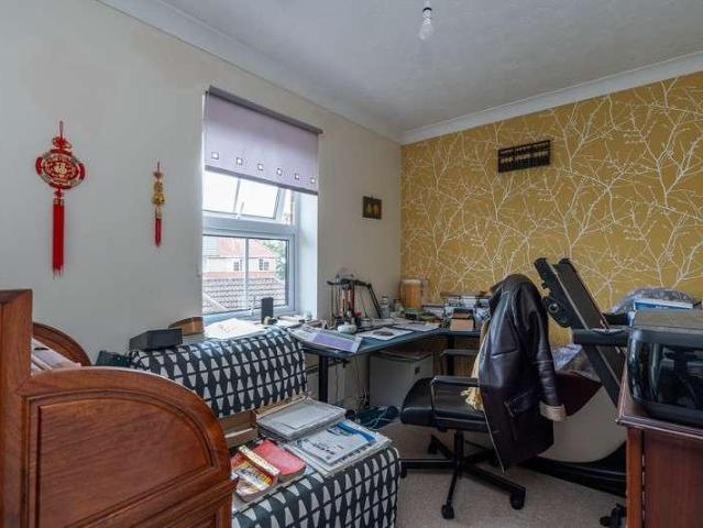 Flat for sale in Helford, Hampshire