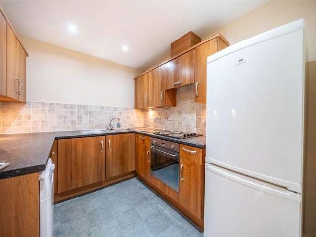 Flat for sale in Midway, Kent