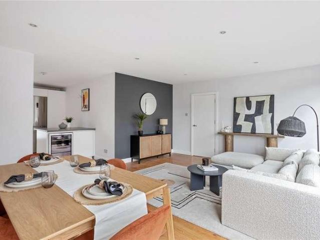 Flat for sale in Shoreditch, Greater London