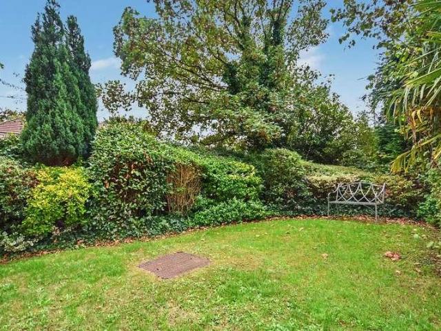Flat for sale in Wales