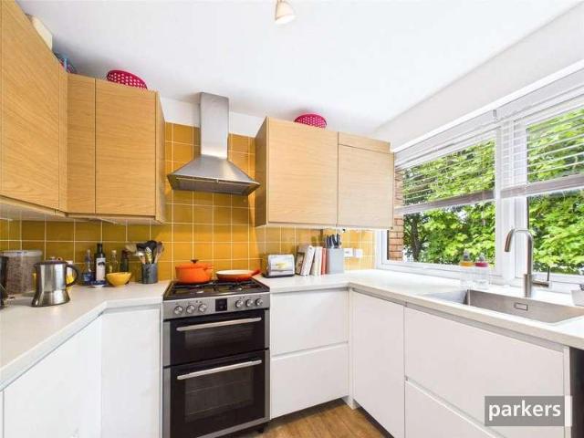 Flat for sale in Reading