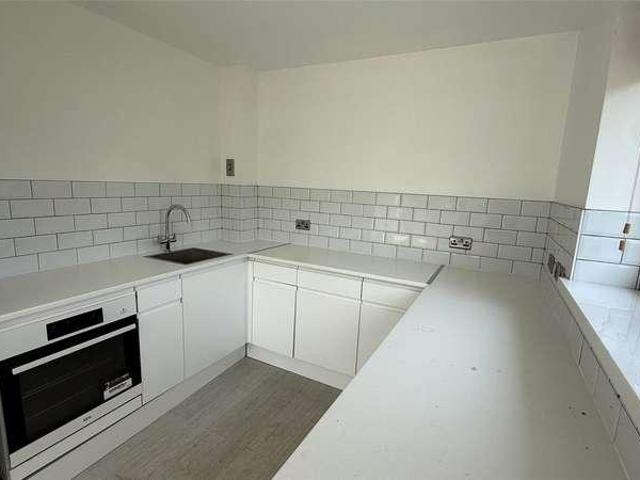 Flat for sale in Cotteridge, West Midlands