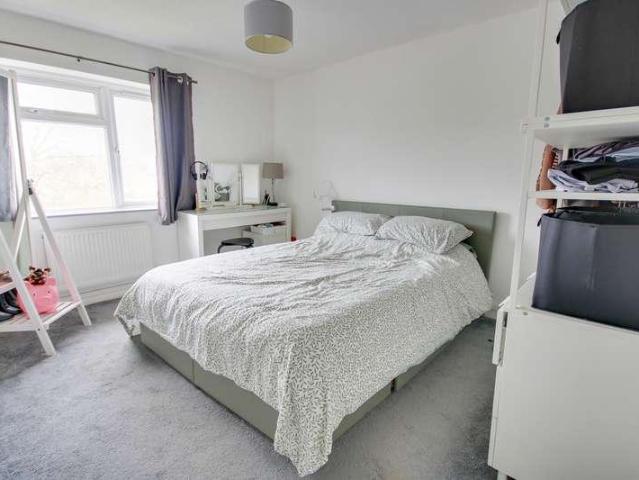 Flat for sale in Midanbury, Southampton