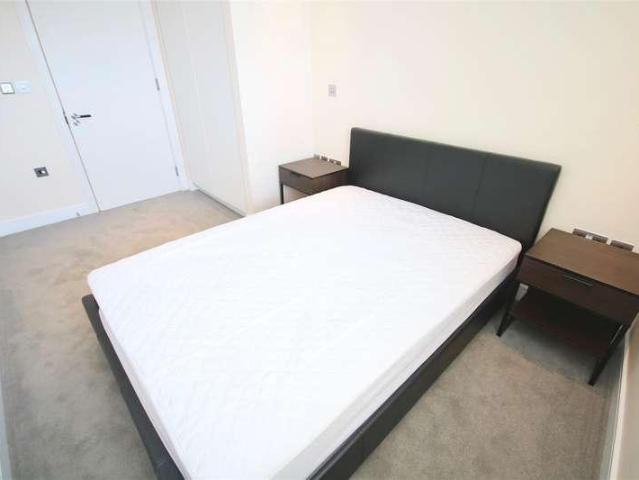 Flat for sale in Portsea, City Of Portsmouth