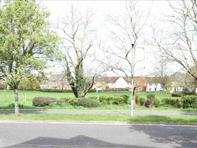 Flat for sale in Melbourne, Chelmsford