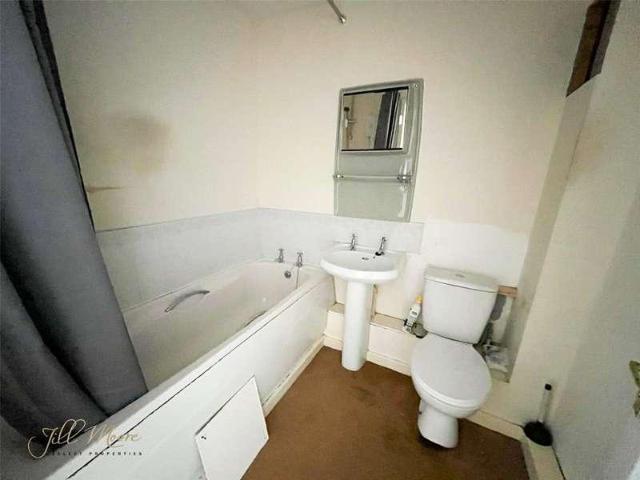 Flat for sale in Washington, Tyne And Wear
