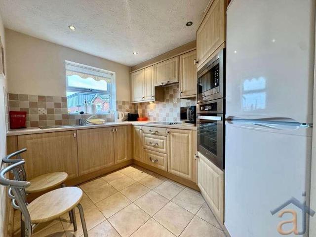 Flat for sale in Meols Cop, Southport