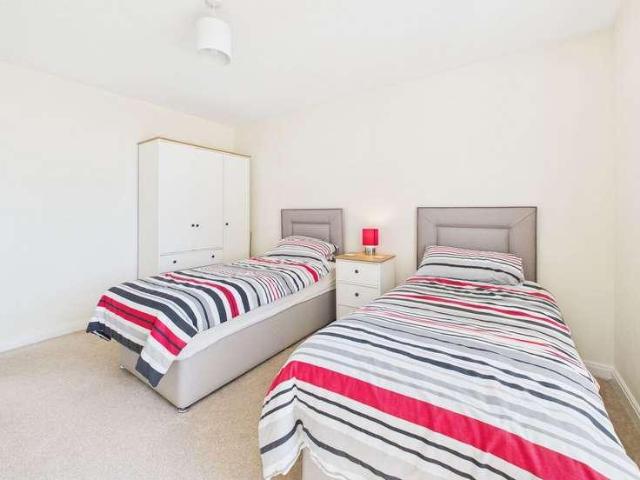Flat for sale in West Worthing, Worthing