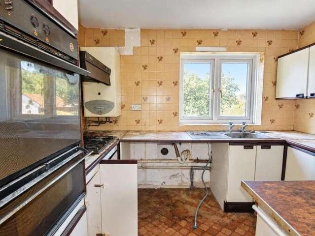 Flat for sale in Redcliffe Bay, Portishead